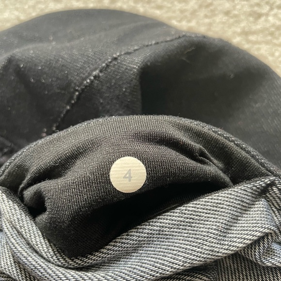 Lululemon Flare pants - Picture 4 of 4